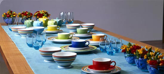 糖果般可愛彩色杯杯碗碗