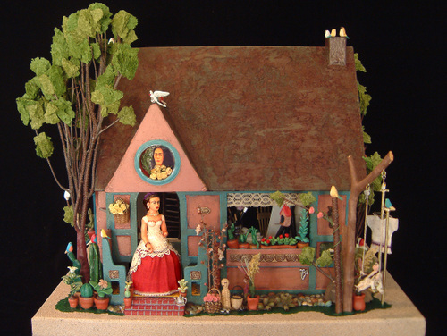 Elsa Mora的藝術(shù)復(fù)式娃娃屋