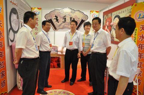 年年紅家紡床品熱銷“蘭洽會”