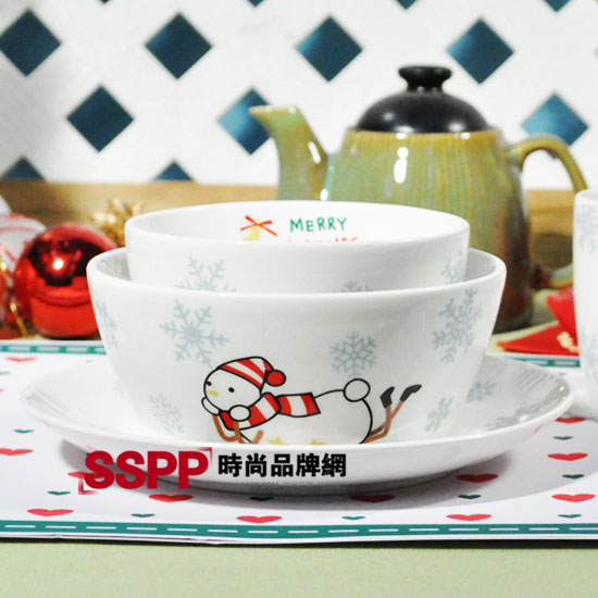 圣誕餐具營(yíng)造浪漫的圣誕氣氛(一)