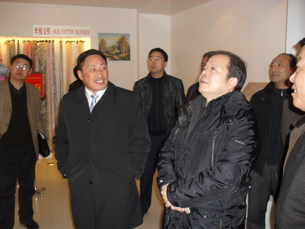 安徽農(nóng)業(yè)發(fā)展銀行行長參觀鴻潤公司