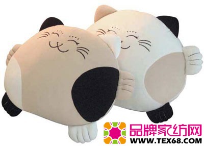 搞怪抱枕飾品也要玩時尚