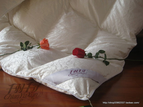 千羽千尋做網絡渠道的領跑者