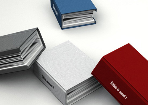 長的像本書的小坐椅