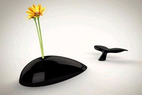 頭尾分離的創(chuàng)意鯨魚花瓶