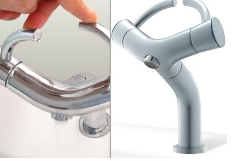 展翅飛翔的水龍頭