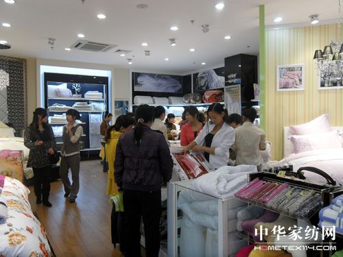 專業(yè)•專注佳麗斯家紡