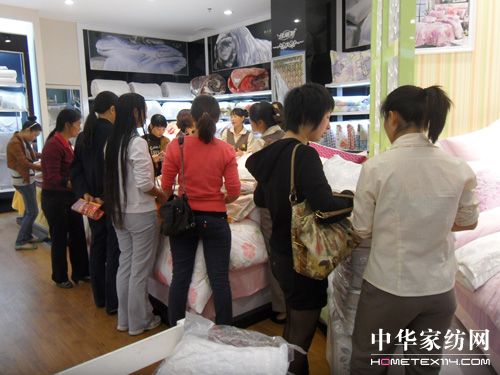 專業(yè)•專注佳麗斯家紡