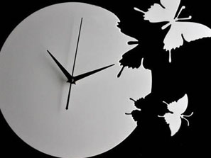 最拉風的吸睛利器 六款創(chuàng)意掛鐘