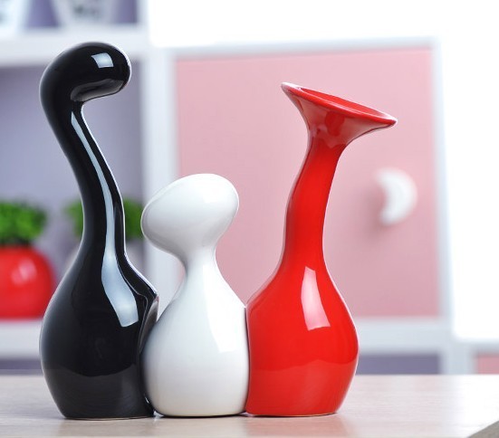 陶瓷花瓶顯靈氣