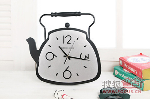 創(chuàng)意無限簡(jiǎn)約時(shí)尚個(gè)性掛鐘(一)