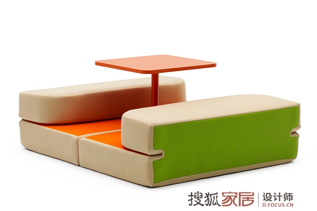 2012米蘭家具展 意大利可變身的坐墊