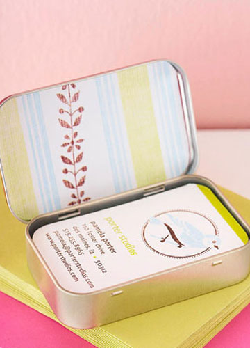 愛整潔辦公桌上的收納