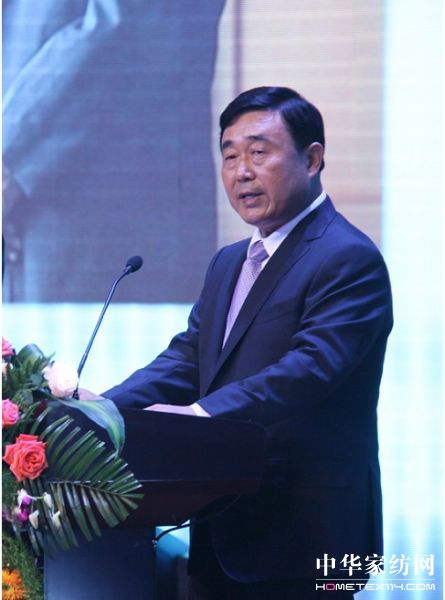 孚日家紡董事長孫日貴先生致辭 孚日家紡啟動電商平臺加緊布局國內市場
