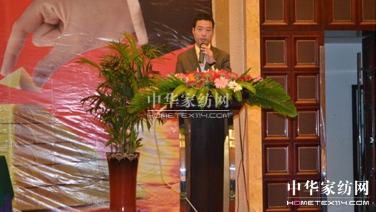 依諾雅秋冬“贏•未來”招商會盛大開幕