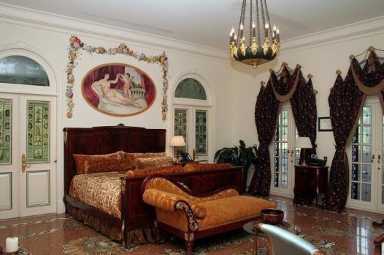 范思哲八億故居成最貴兇宅