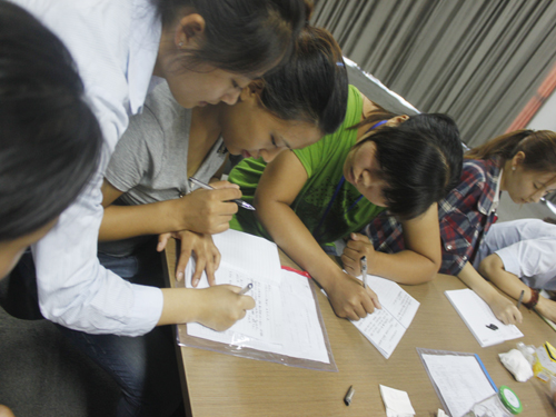 PʢҼ2012ﶬƷӖ(xn)(hu)AMɹ