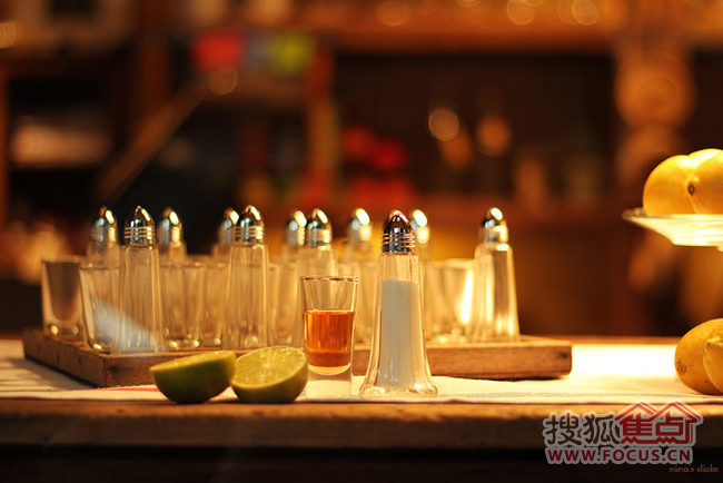 創(chuàng)意小家居玻璃容器容納不同創(chuàng)意