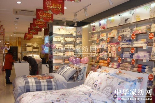 藍(lán)絲羽:終端產(chǎn)品陳列寶典