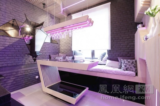 復古而科幻可變換燈光的未來廚房