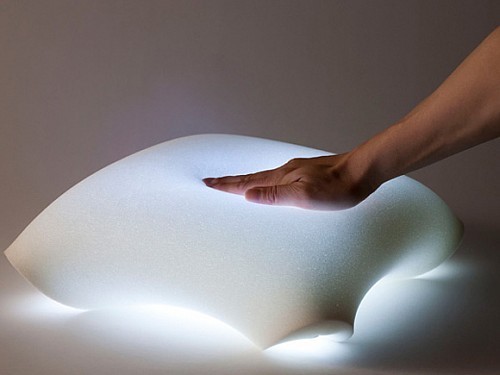 發(fā)光枕頭日本小泉照明設(shè)計獎