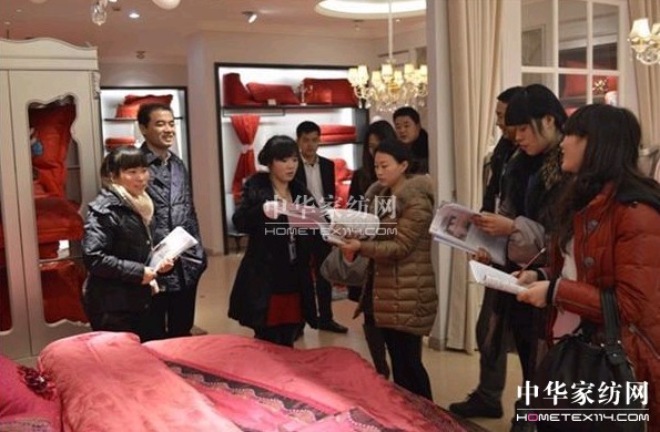 歐派家紡春夏新品訂貨場面熱烈