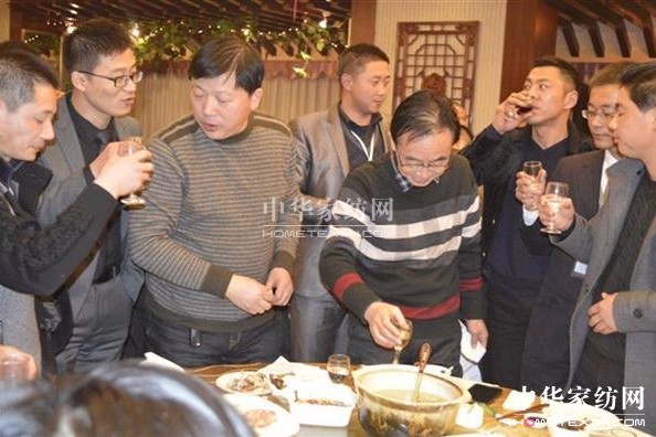 歐派家紡與加盟商宛如一家人