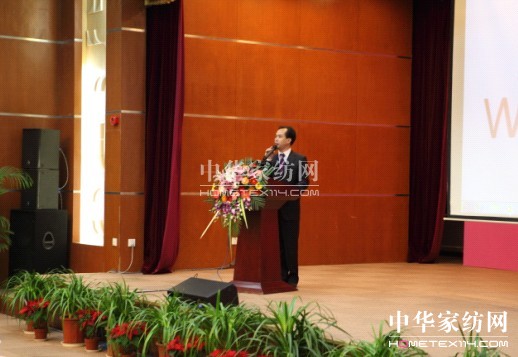 提籟雅2013春夏新品發(fā)布會(huì)召開(kāi)