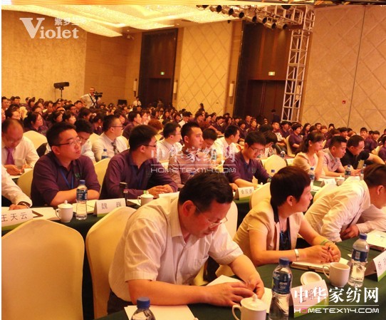 紫羅蘭2013秋冬訂貨會盛大開幕