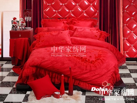 多喜愛喜玫瑰個性婚慶床品受青睞