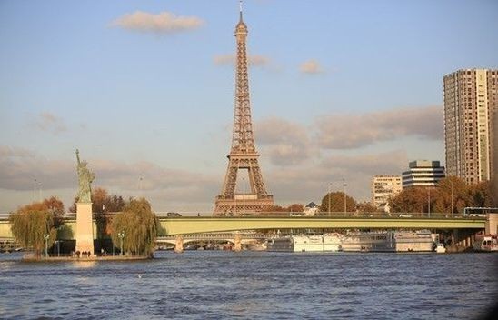 慕思:重走《艷遇》拍攝地感悟睡眠文化