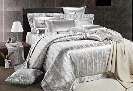 真絲家紡水洗和干洗需注意的問題