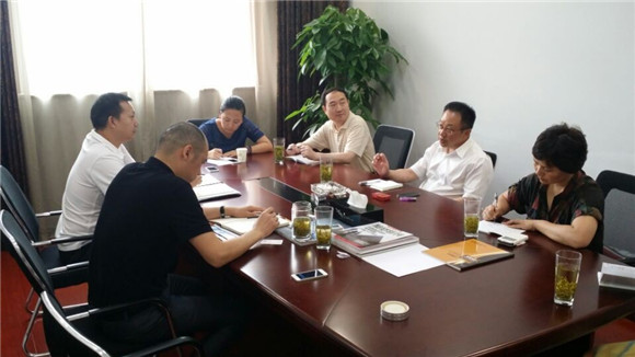 家紡協會領導前往方仕國際窗簾城調研