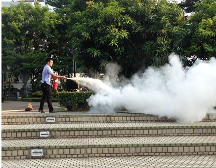 雅路家紡進行消防演習:增強員工消防安全意識