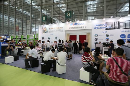 未來之家遮陽窗飾精英共論智能家居應(yīng)用趨勢