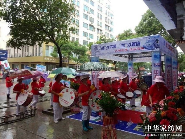 江西上高雨蘭專賣火爆開業(yè)讓眾多顧客“蘭以置信”