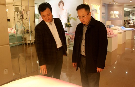 ЇҼИI(y)f(xi)LAһWRûʼF(tun)ҕ{(dio)