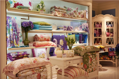 黛富妮“為愛加冕”創(chuàng)富基金會(huì)5月10日召開