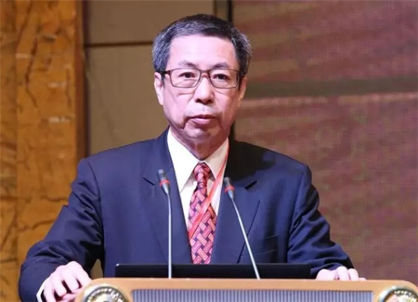 如何做到“時尚科技與協(xié)同創(chuàng)新”?聽聽中國紡織服裝企業(yè)家活動日暨海上絲綢之路產(chǎn)業(yè)對接會上的聲音