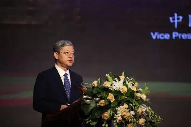 鋪就創新、綠色、可持續發展的新絲路!2017“一帶一路”紡織服裝產業發展論壇在烏魯木齊召開