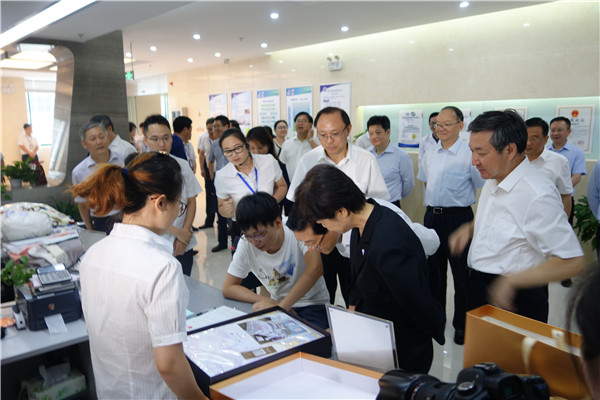 全國(guó)紡織行業(yè)(家紡)質(zhì)量提升動(dòng)員推進(jìn)大會(huì)暨中國(guó)•南通海門市第六屆質(zhì)量節(jié)開(kāi)幕式19日舉行