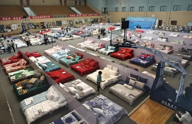 Ҹζϯͨ300ҼaƷŮʣ