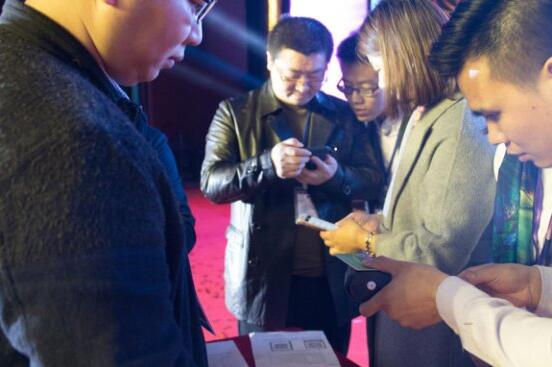 B͸īˮQaӡ¶ʹc